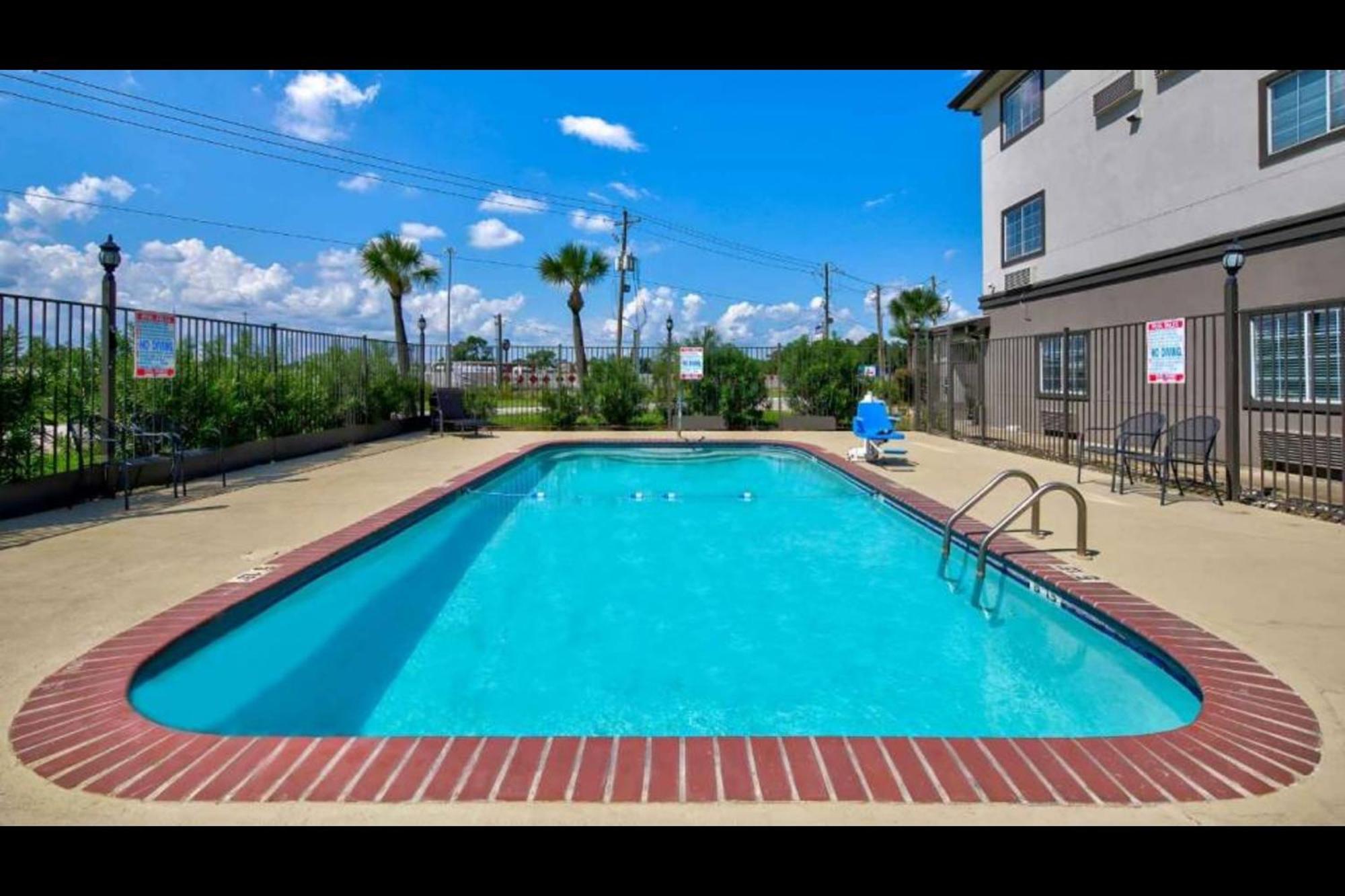 Oyo Townhouse Sulphur,La Extended Stay Eksteriør billede