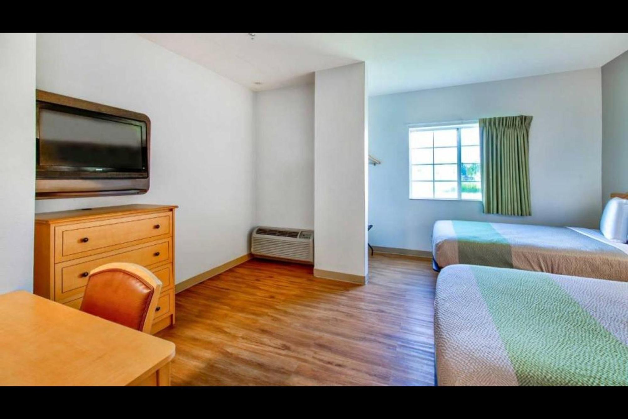 Oyo Townhouse Sulphur,La Extended Stay Eksteriør billede