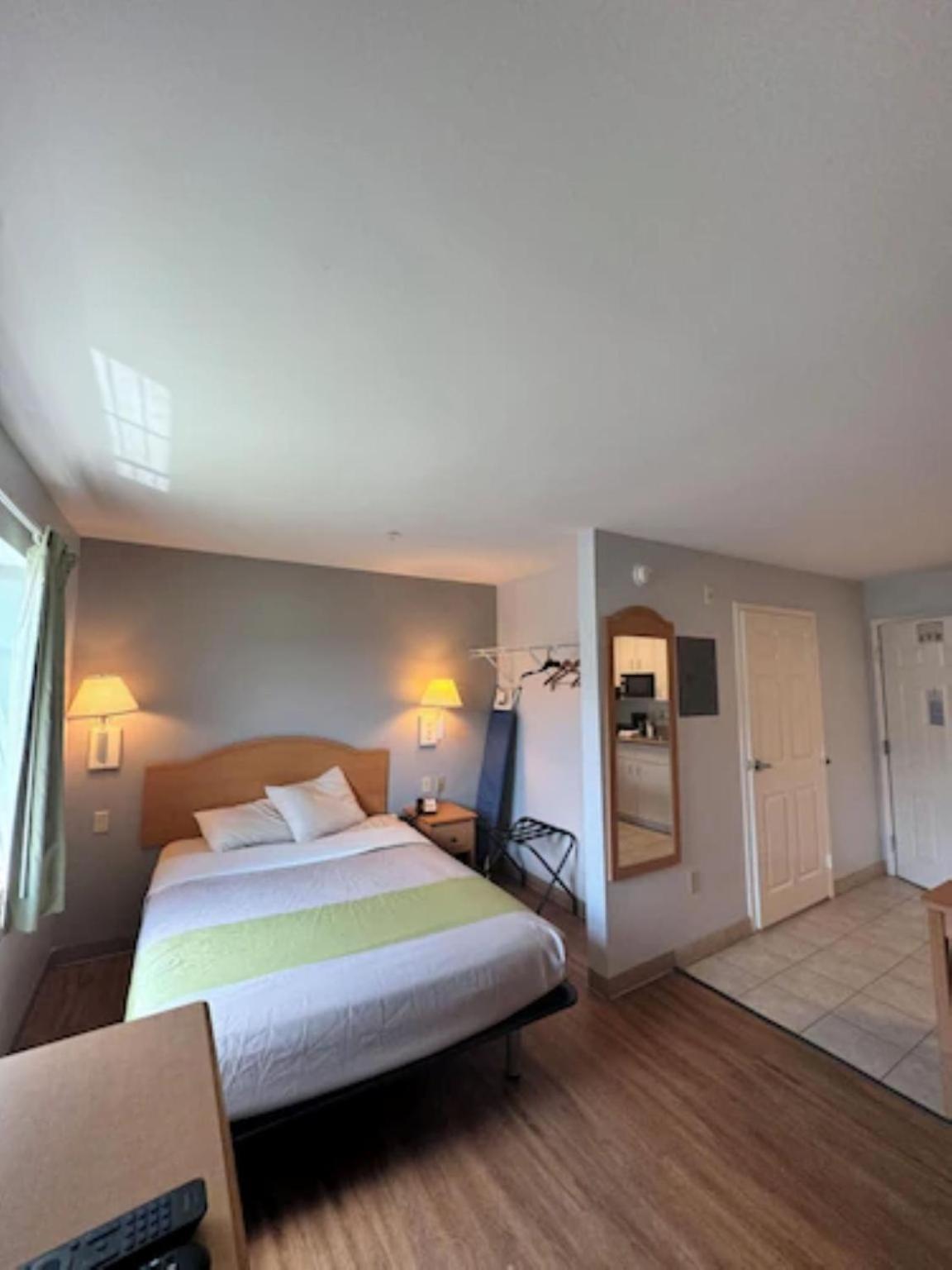 Oyo Townhouse Sulphur,La Extended Stay Eksteriør billede